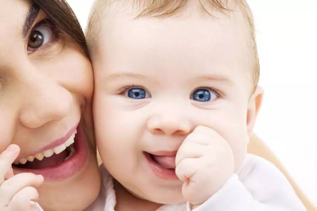 新生宝宝视力发育全过程