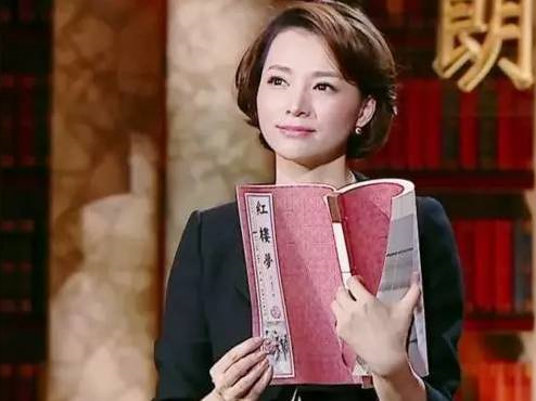 董卿
