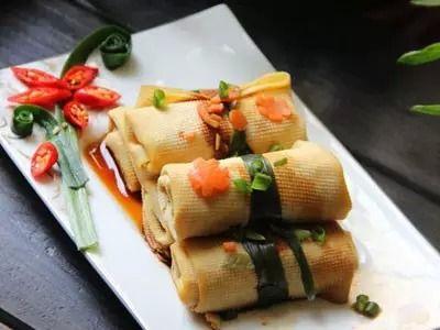 胡萝卜肉菜卷